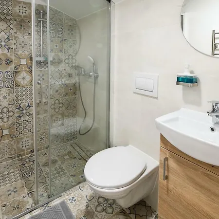 Cozy Mansard Old Town Aptartment, Ac Appartamento *