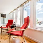 Cozy Mansard Old Town Aptartment, Ac Apartment