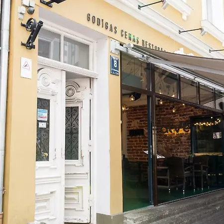 Cozy Mansard Old Town Aptartment, Ac Апартаменты