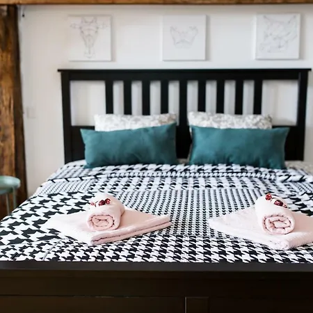 Daire Cozy Mansard Old Town Aptartment, Ac Riga