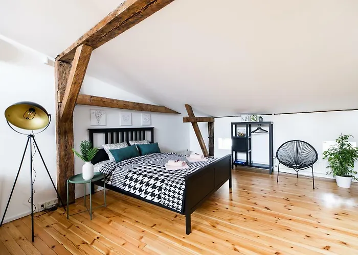 Dzīvoklis Cozy Mansard Old Town Aptartment, Ac Riga